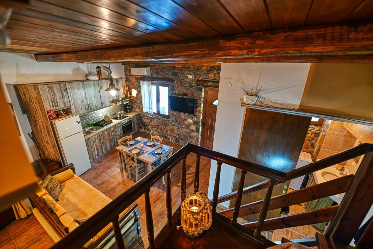 "Pefkopetro" Traditional House Keramotí Eksteriør bilde